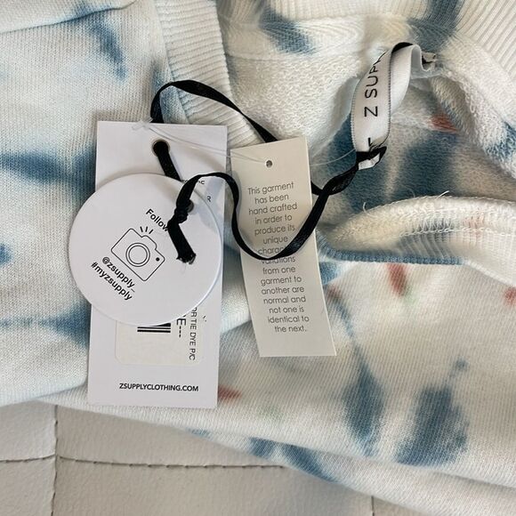 Z Supply Tye Dye cropped sweatshirt - Picture 3 of 4